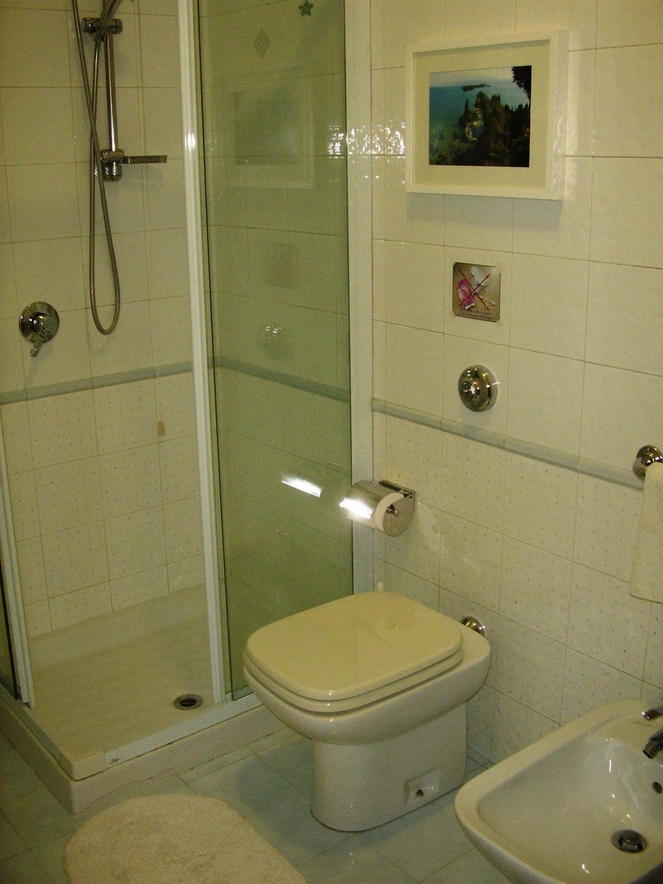 B&B Nautilus Puegnago del Garda Esterno foto