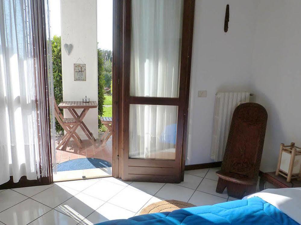 B&B Nautilus Puegnago del Garda Esterno foto
