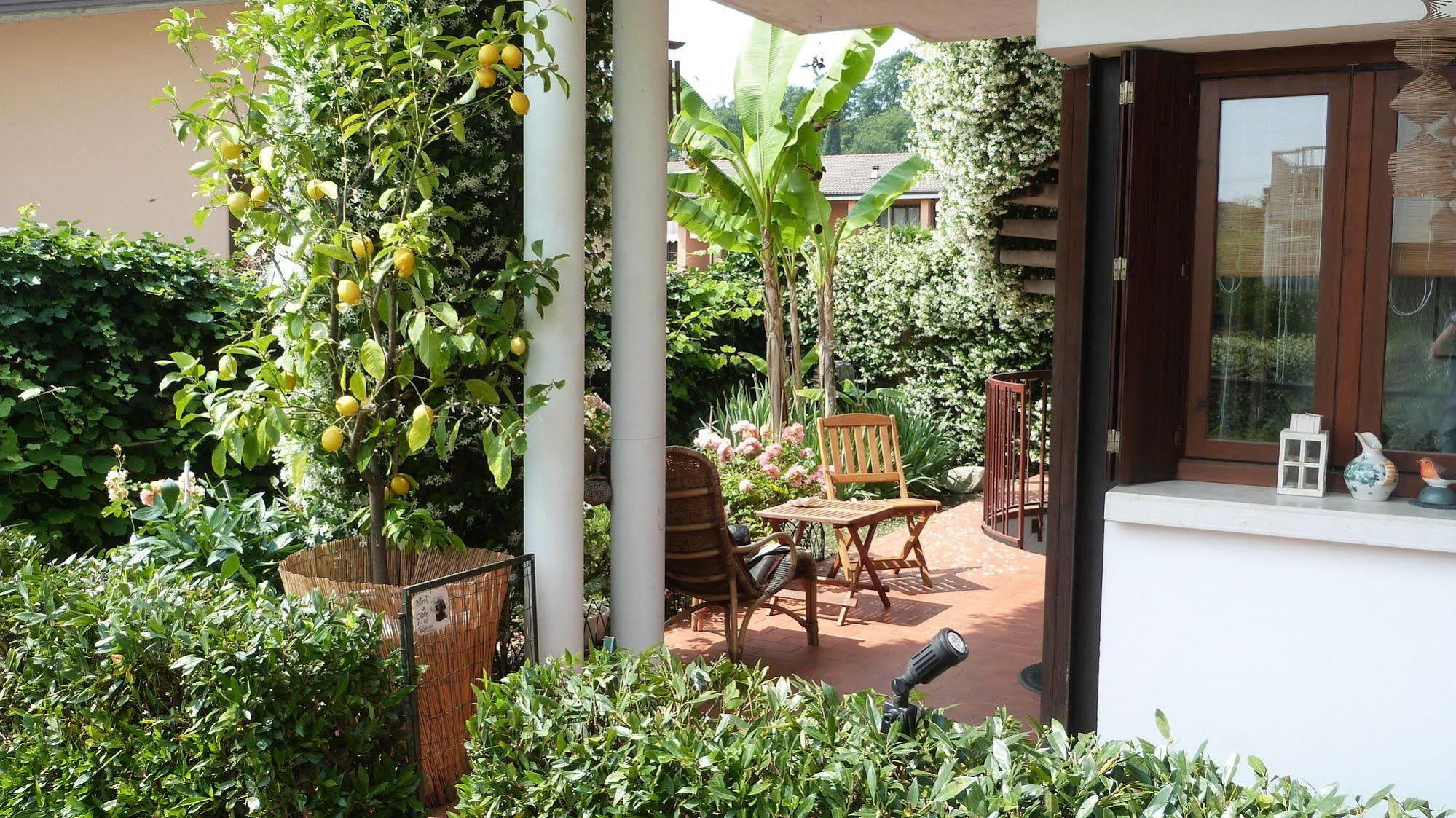 B&B Nautilus Puegnago del Garda Esterno foto
